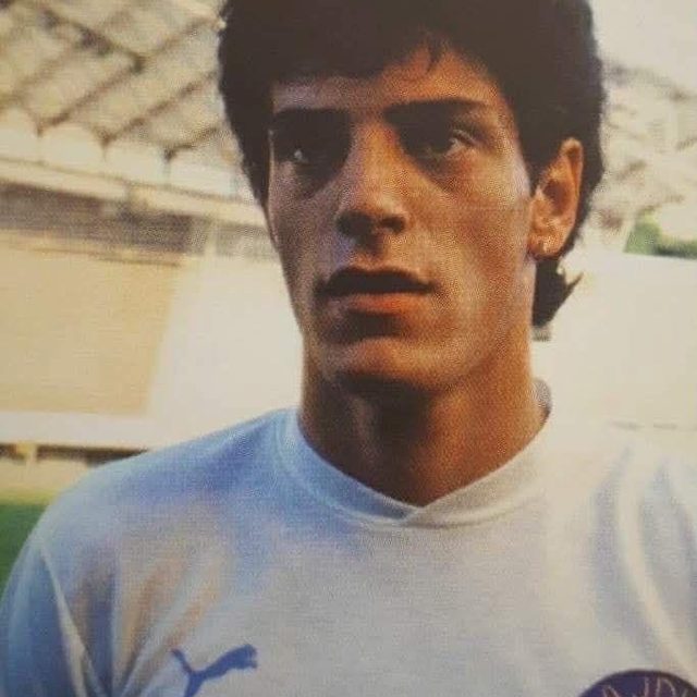 Slaven Bilić u dresu Hajduka — povijesna fotka