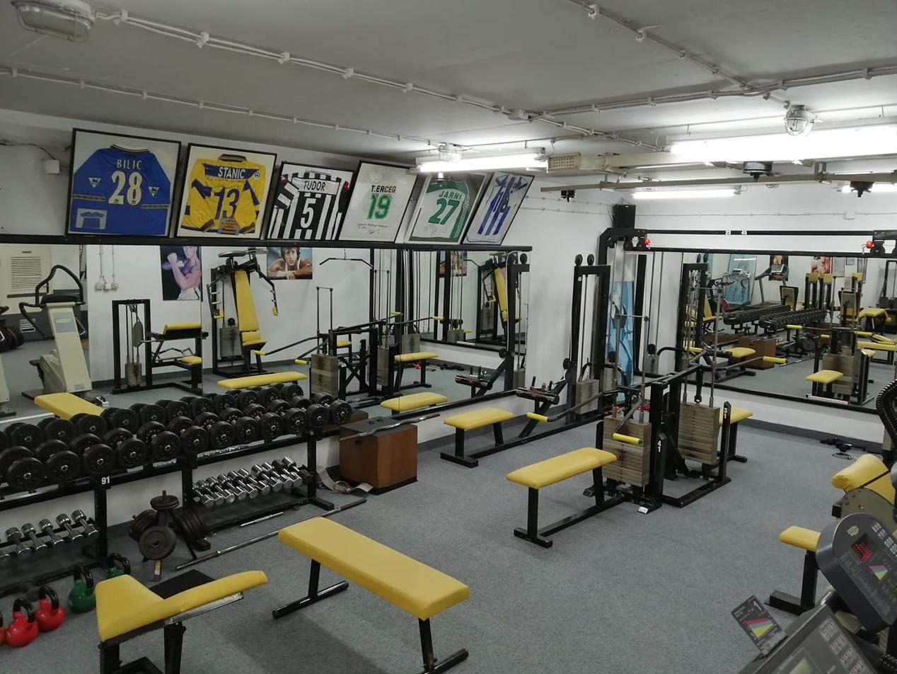Unutrašnjost R-GYM teretane u Splitu